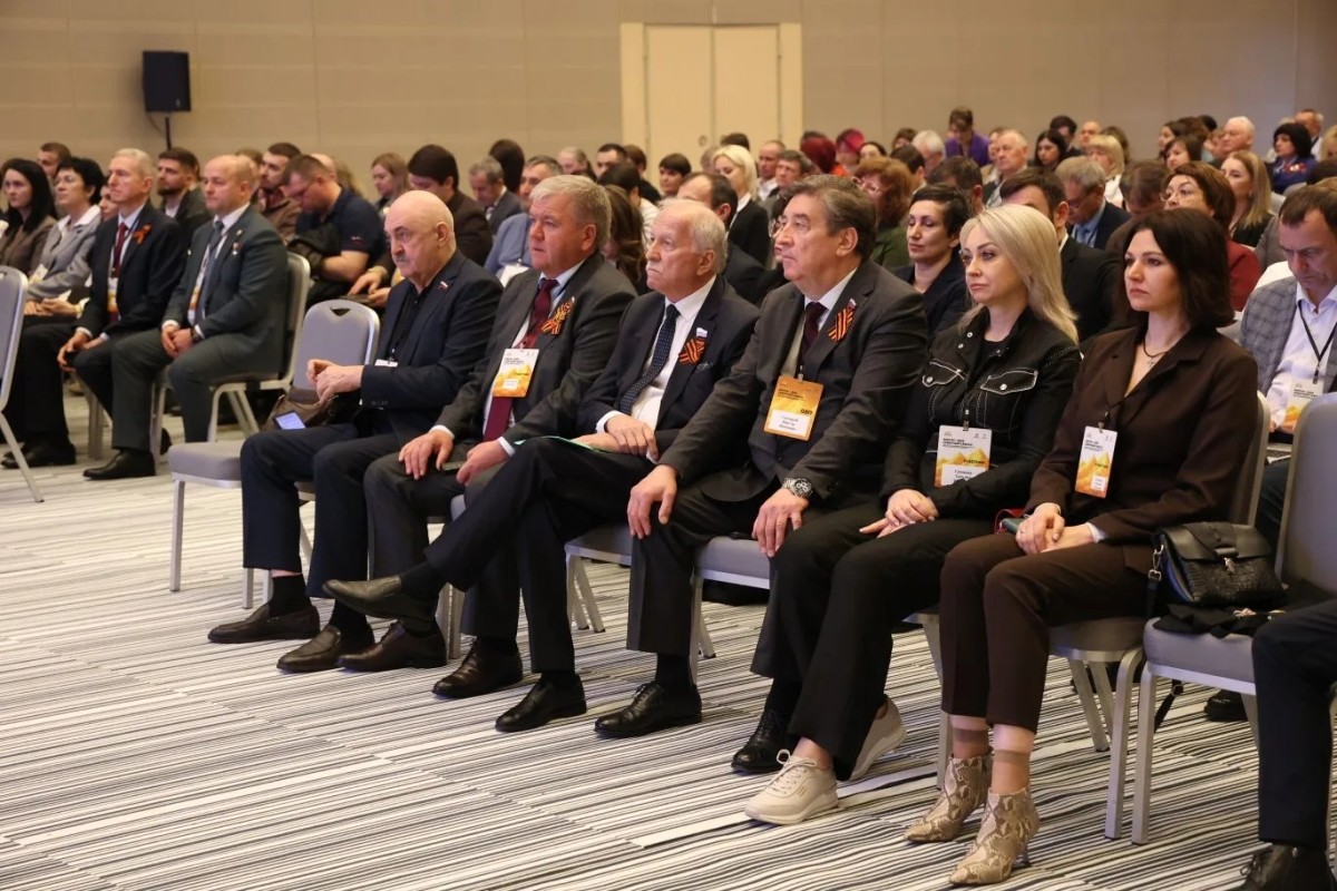 Депутаты краевой Думы приняли участие в форуме, посвященном повышению производительности труда и инновационному развитию