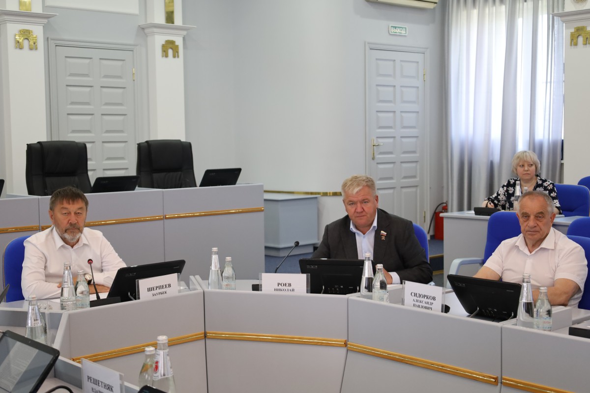 Депутаты аграрного комитета работают над законодательством в сфере земельных отношений
